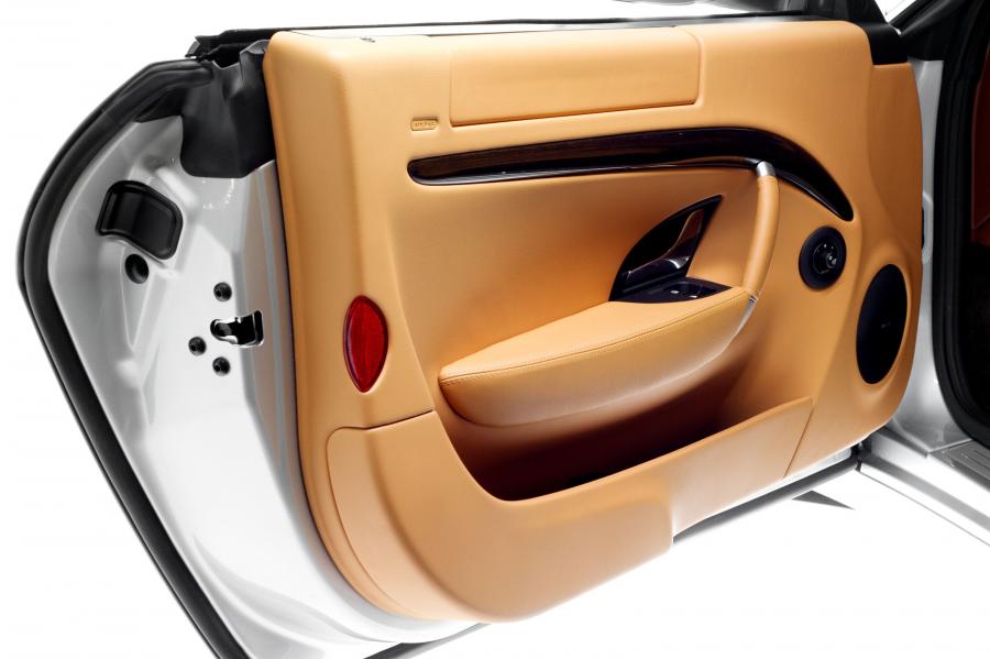  Maserati GranTurismo 2007 года  (фото 14 из 240)